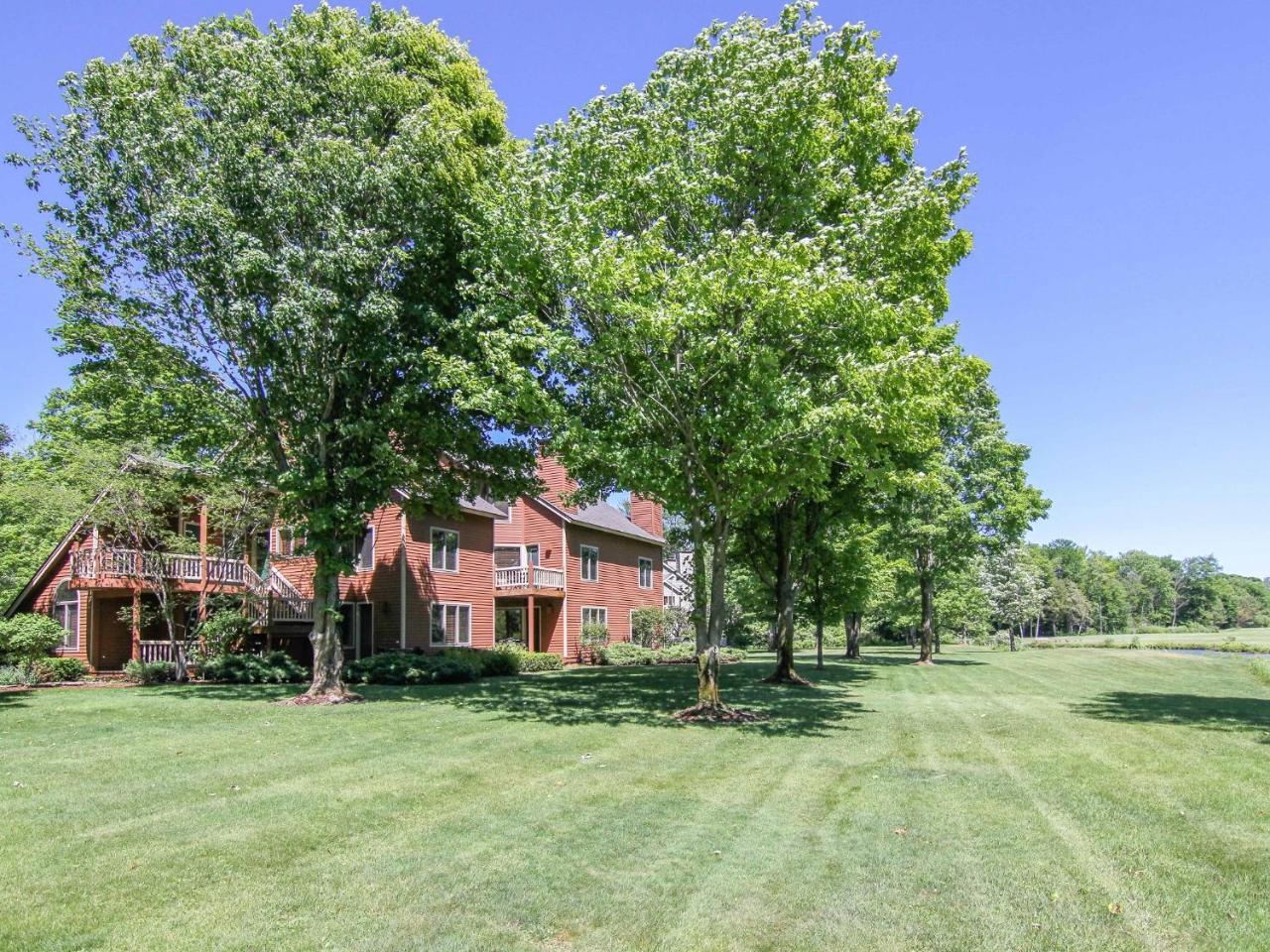 Spacious 2 Bed Condo At Crystal Mountain Resort Thompsonville Exterior photo